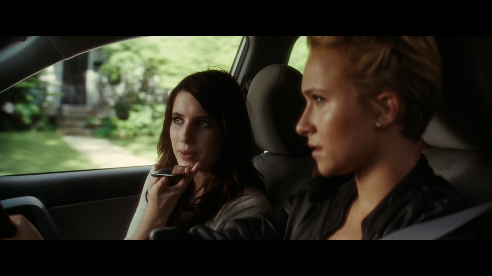 Scream_4_2011_1080p_02096~0.jpg Scream_4_2011_1080p_02096~0.jpg