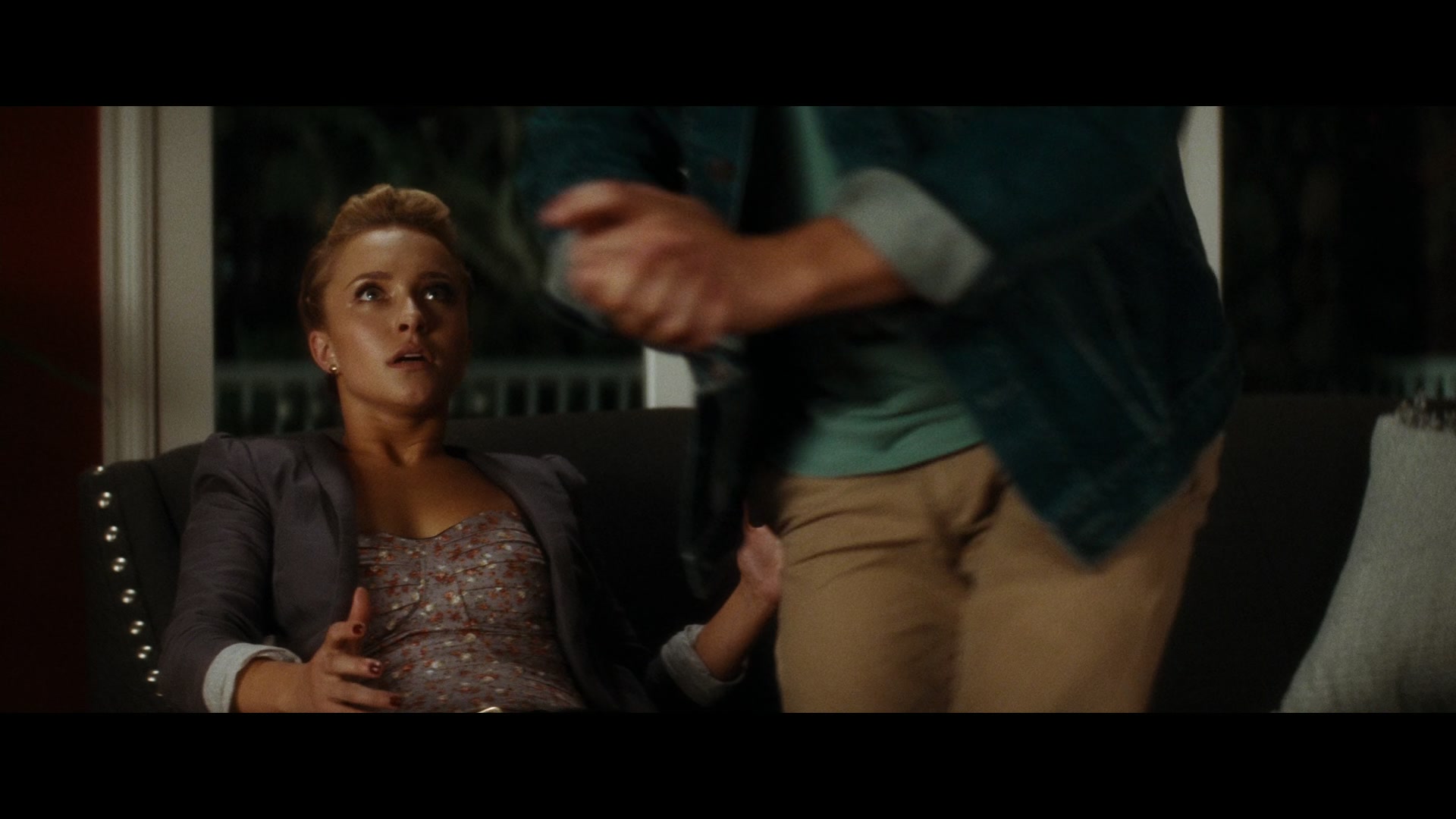 Scream_4_2011_1080p_11142~0.jpg Scream_4_2011_1080p_11142~0.jpg