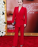 LAPremiere_Blonde_Hollywood_September_2022_281229.jpg