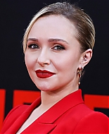 LAPremiere_Blonde_Hollywood_September_2022_28429.jpg