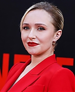 LAPremiere_Blonde_Hollywood_September_2022_28629.jpg