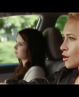 Scream_4_2011_1080p_02010~0.jpg